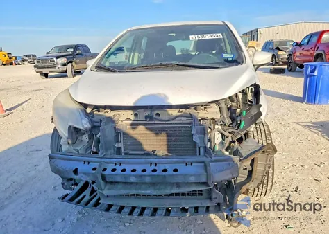 2015 Nissan Versa Note S z USA, uszkodzony, nr VIN 3N1CE2CP4FL439428